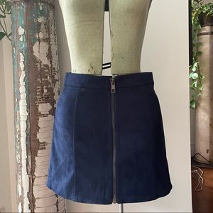 Forever 21 faux-swede zip mini skirt